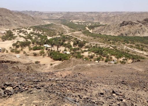 From the south rim, looking down river (West) over the Goanikontes-Oasis compound.